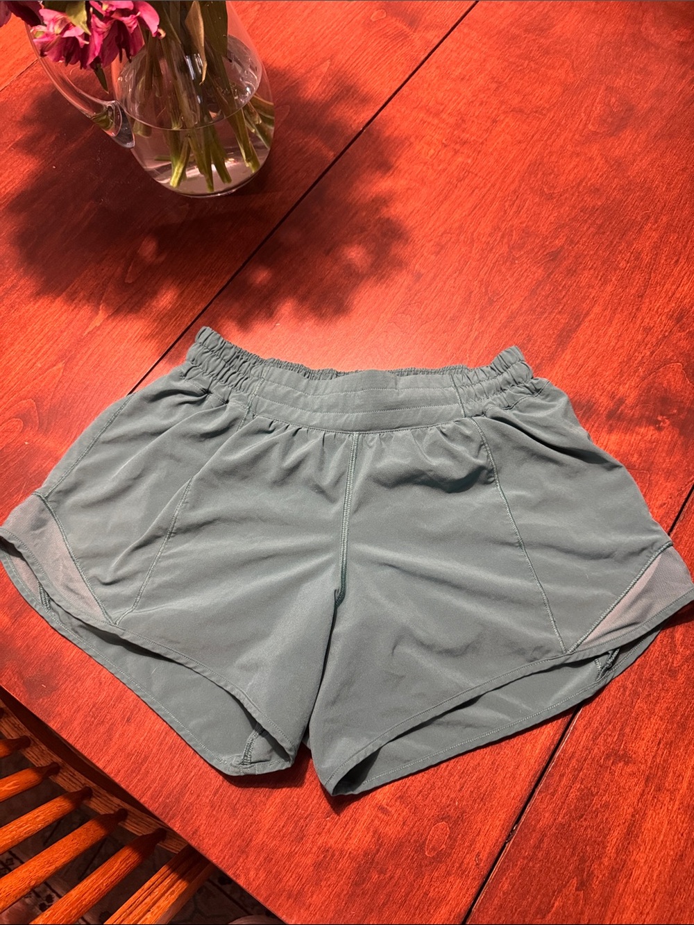 lululemon athletica women's athletic shorts — sage green